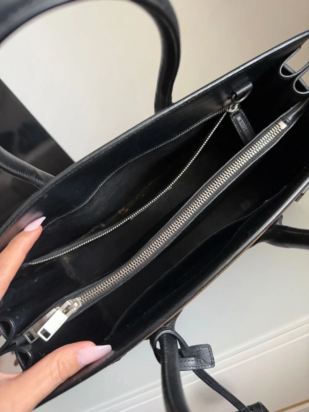 Saint Laurent Camo “Sac De Jour” Handbag - Picture 7 of 10